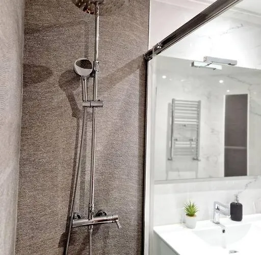 Apartment Nuevo, Luminoso Y Centrico. Parking Gratis *